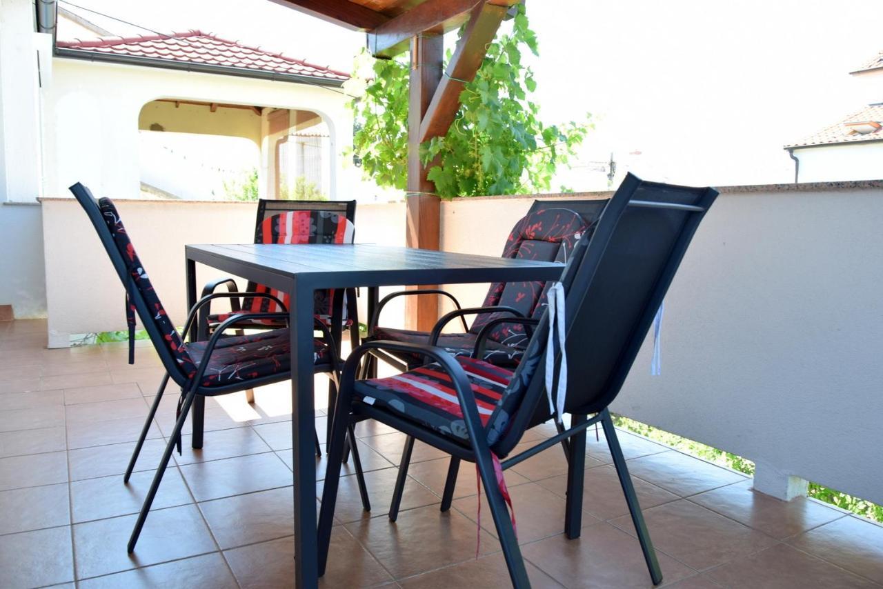 Villy City Apartment Palit Esterno foto