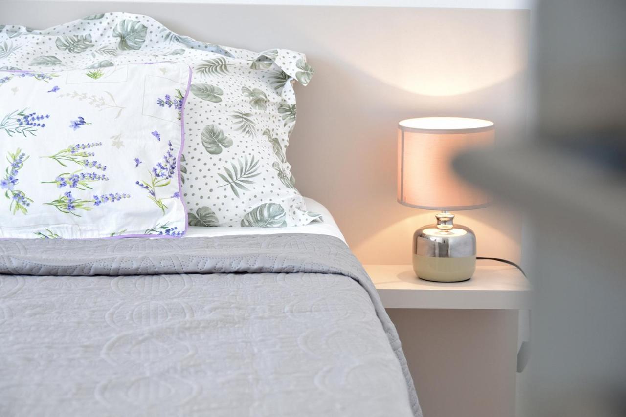 Villy City Apartment Palit Esterno foto