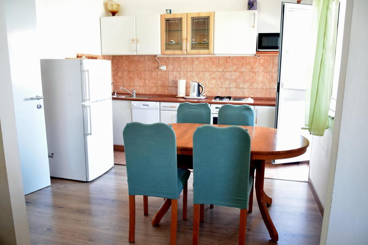 Villy City Apartment Palit Esterno foto