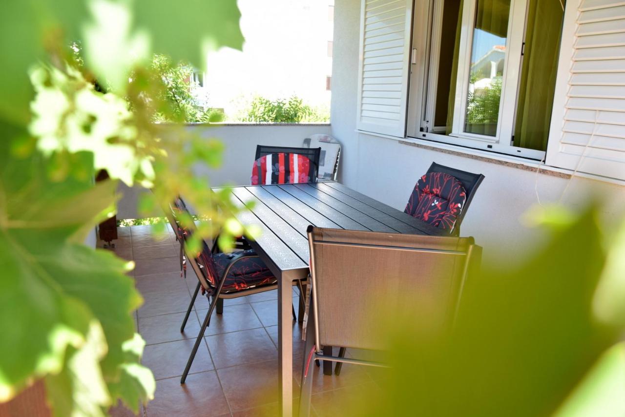 Villy City Apartment Palit Esterno foto