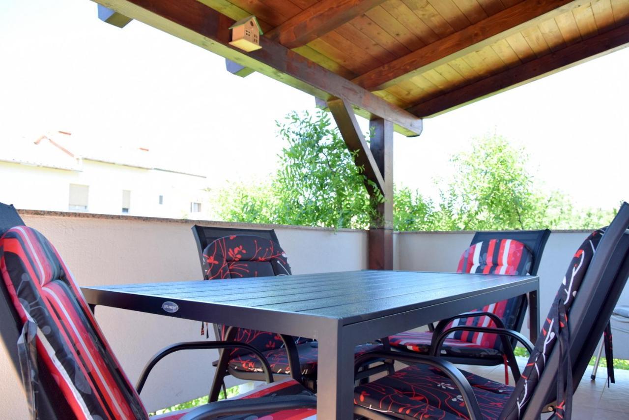 Villy City Apartment Palit Esterno foto